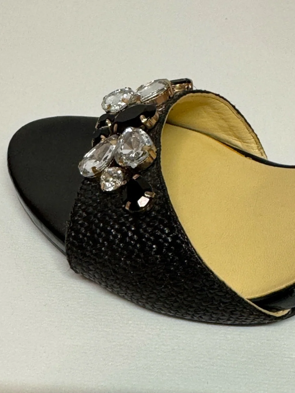 Liz Claiborne Black Embellished Ankle Strap Heels Woven 7.5 Rhinestone Sandals